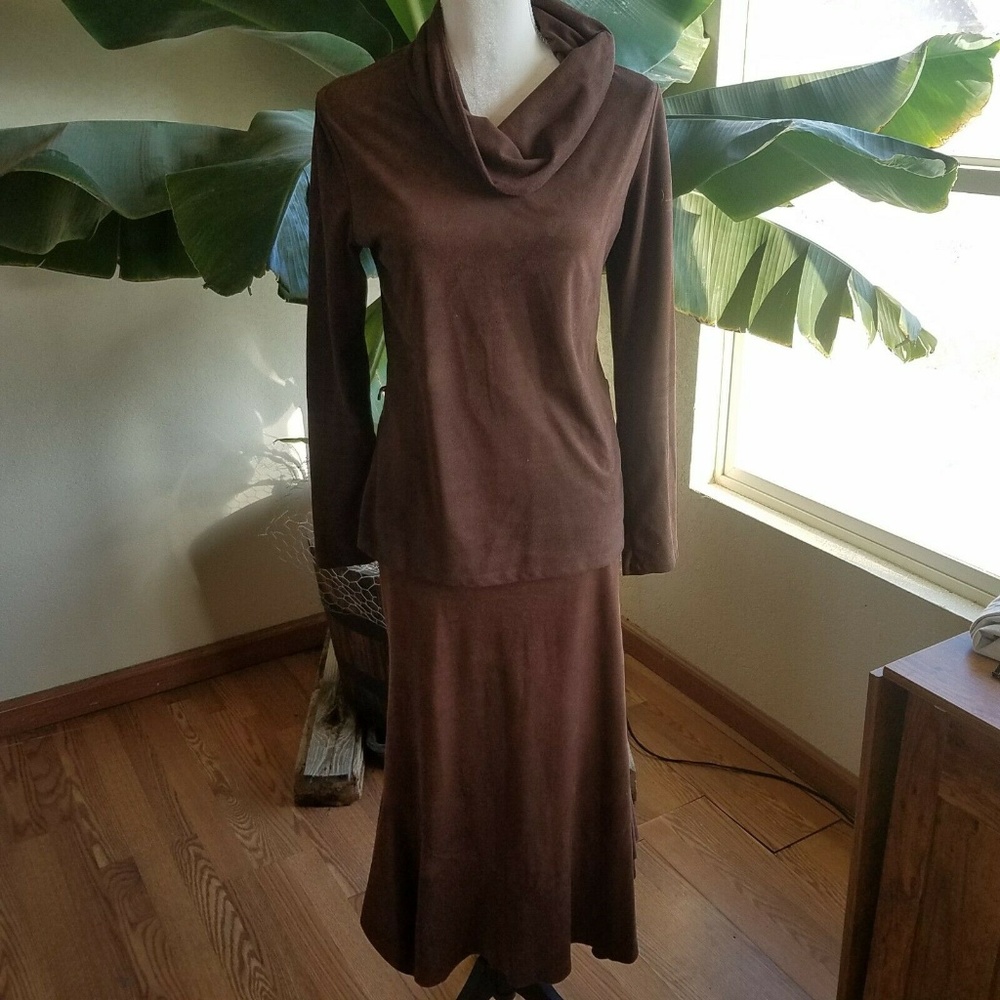 Vtg Nexxen Womans Sz Medium Brown Skirt Top Set